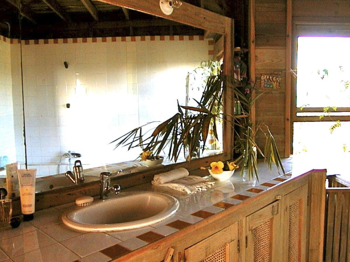 Roatan Bed & Breakfast Apartments Вест-Энд Экстерьер фото