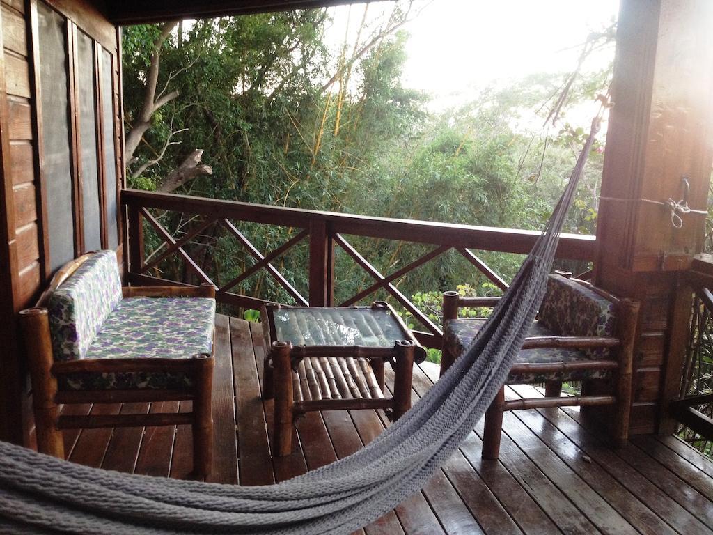 Roatan Bed & Breakfast Apartments Вест-Энд Экстерьер фото