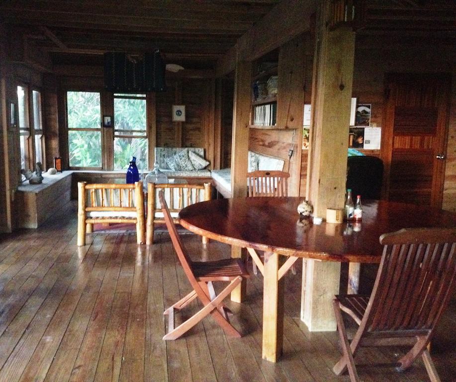 Roatan Bed & Breakfast Apartments Вест-Энд Экстерьер фото